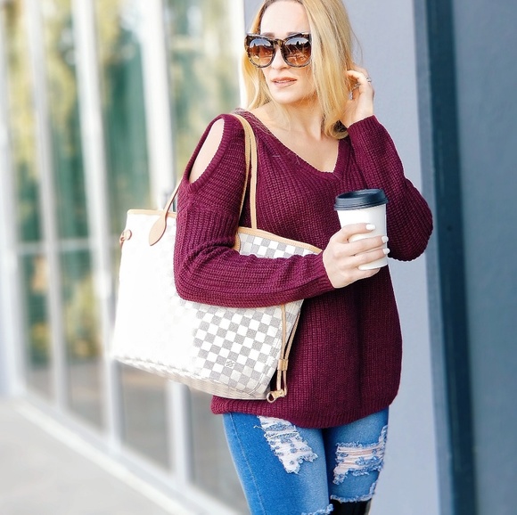 Cozy Burgundy Sweater cold shoulder - Picture 3 of 4